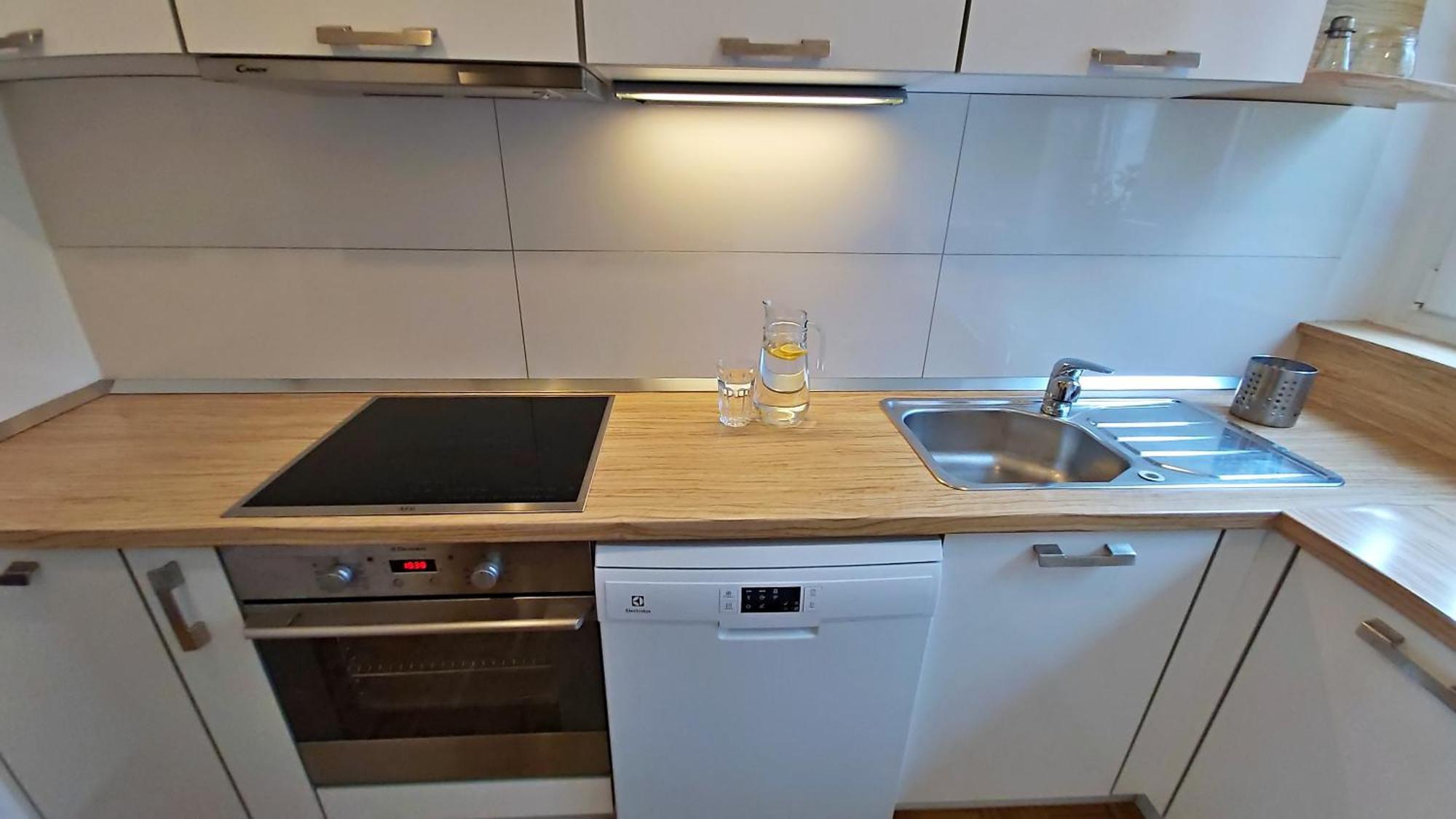 Apartment Anita Omiš Szoba fotó