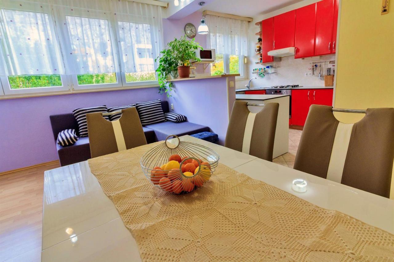 Apartment Anita Omiš Kültér fotó
