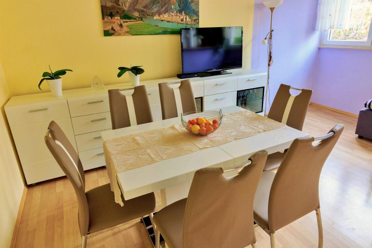 Apartment Anita Omiš Kültér fotó